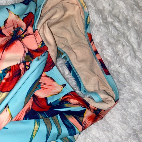 Teal Floral One Piece Swim Suit with front tie in Excellent Clean Condit… - Picture 6 of 6